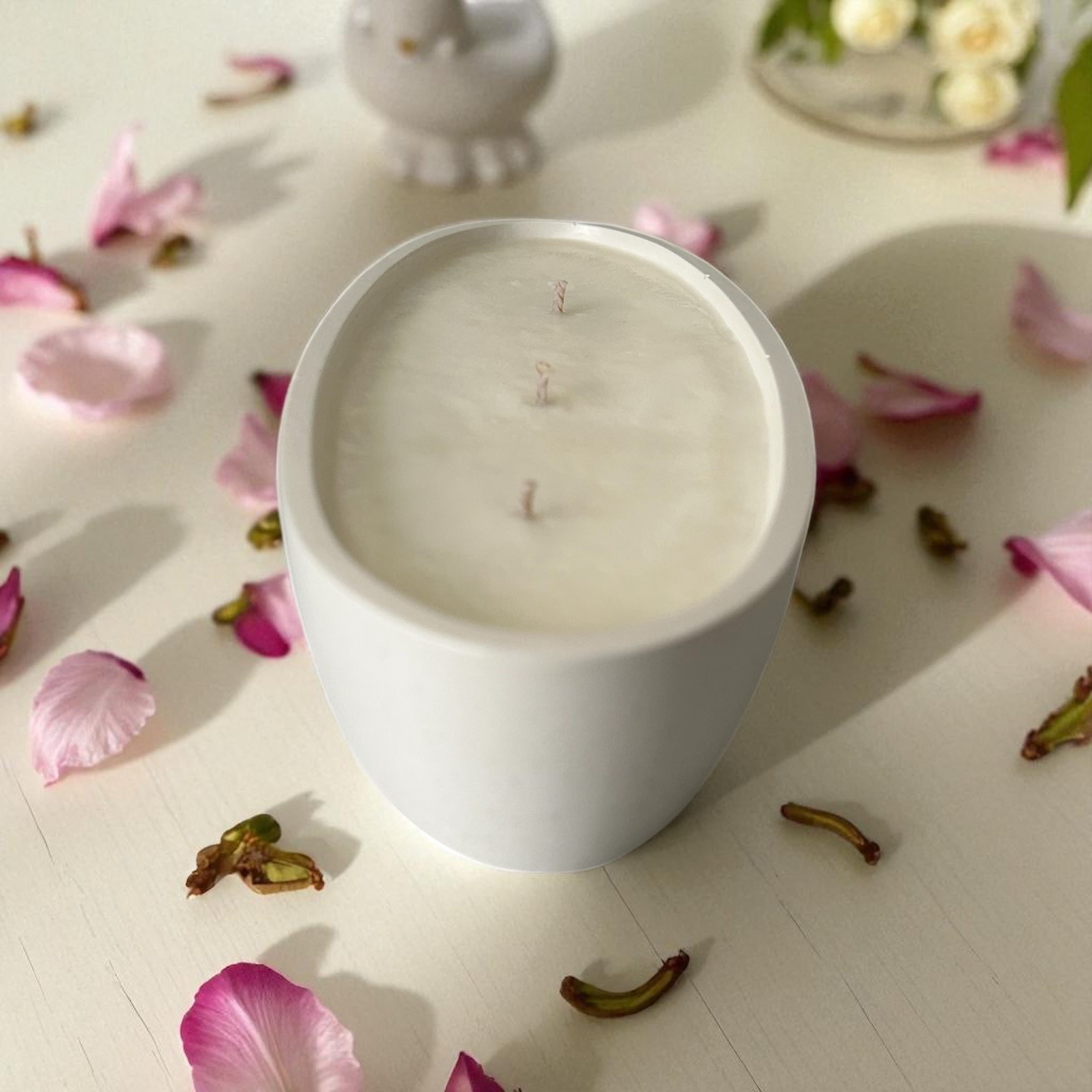 Handcrafted Artisan Bowl Candle – Modern Luxury Redefined - 240g