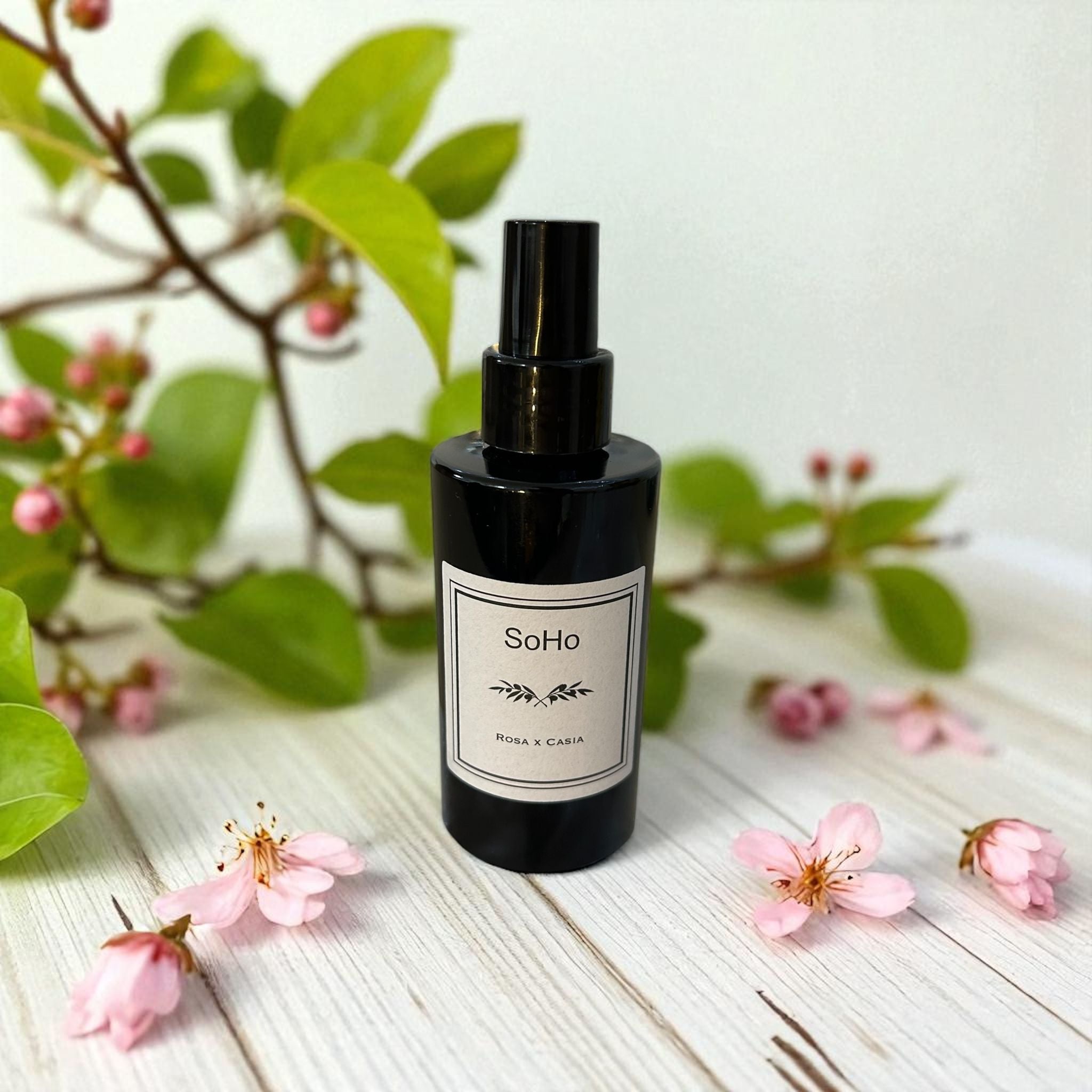 Rosa x Casia Room Spray - Elegance composed in quiet layers - 100ml